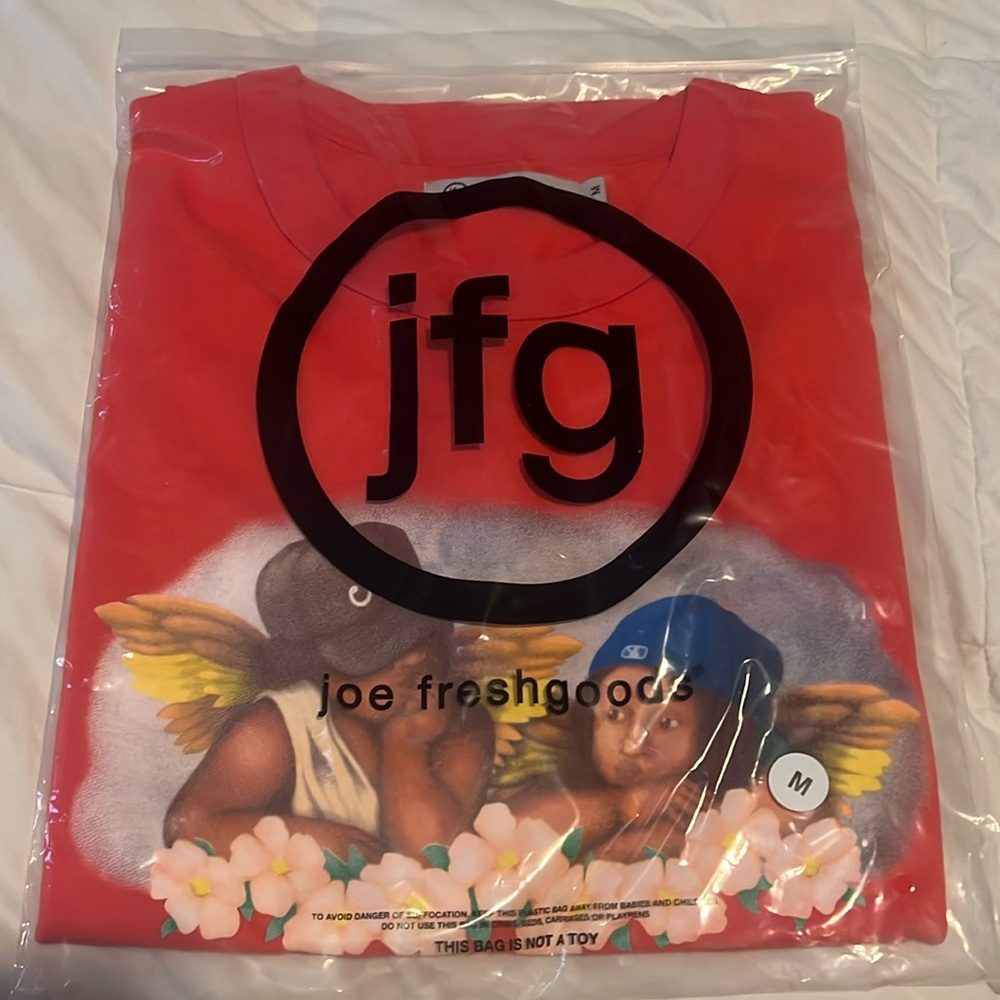 Dream Life T-Shirt - Joe Fresh Goods - red - medium - new with tags